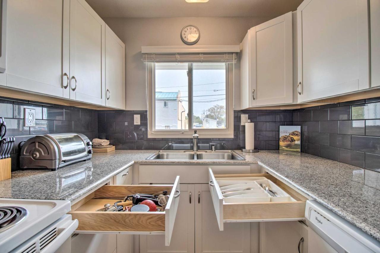 Walkable Carson City Duplex With Private Patio! Exteriör bild